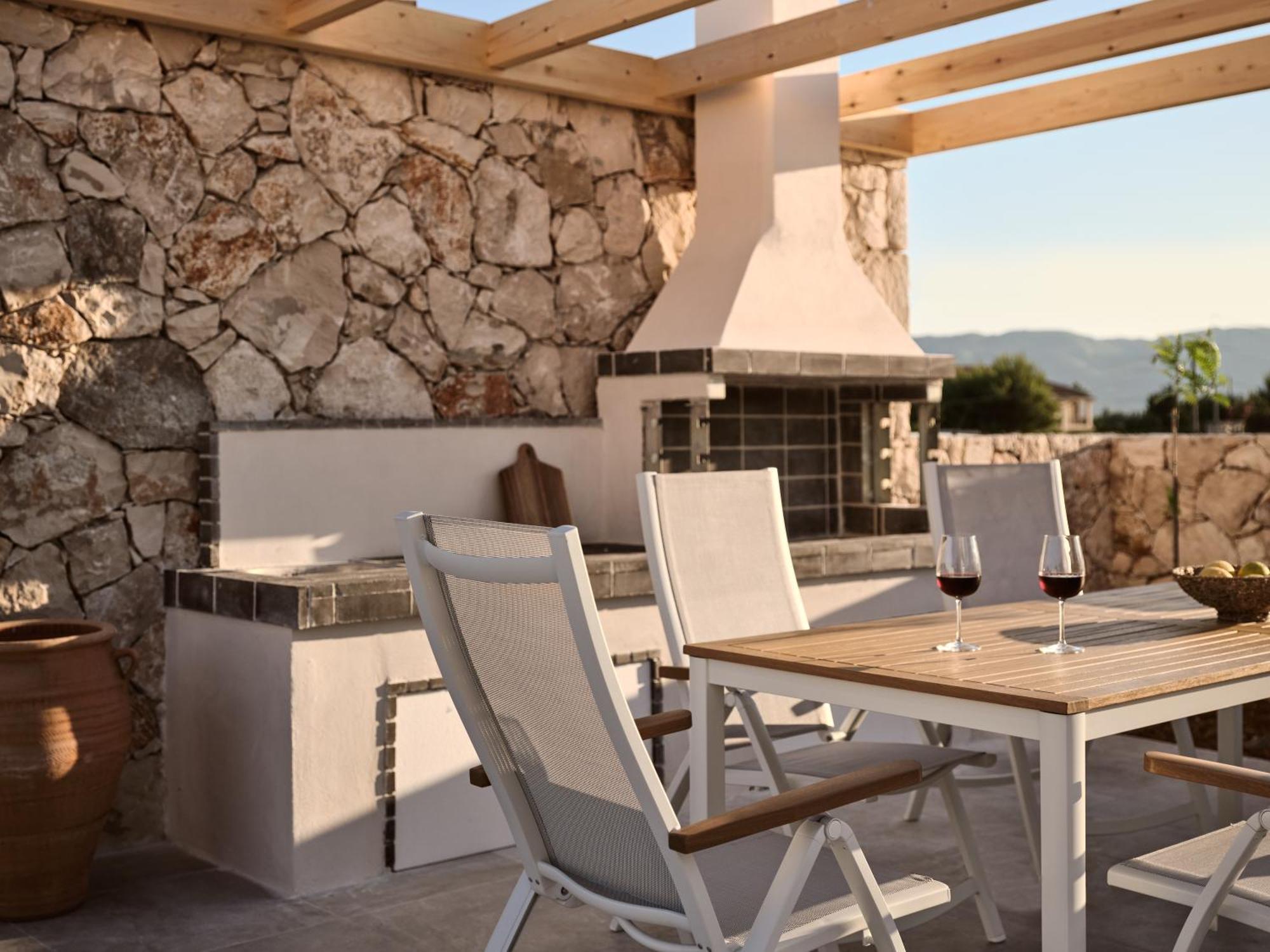 Onore Villa, Featuring Heated Pool, By Thinkvilla * Gaitani